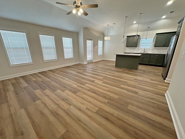 Building Photo - 4271 Ginger Trail