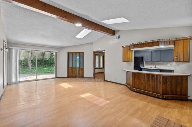 Foto del edificio - 12 Country Ln