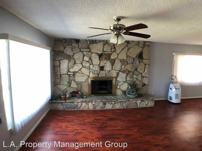 Foto del edificio - 3 br, 1 bath House - 5162 S. Gramercy Place