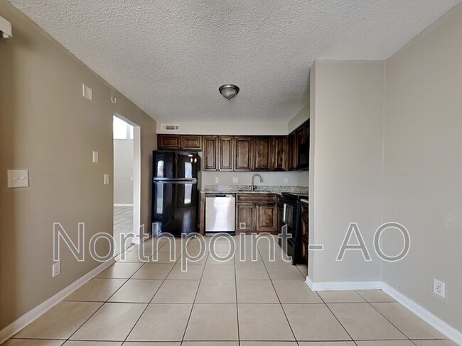 Building Photo - 3355 Sarah Spaulding Dr