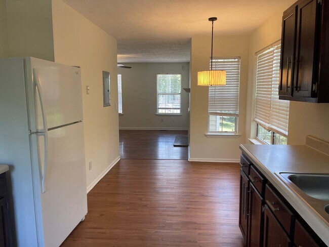 Foto del edificio - Single Family Home West Nashville Croleywood
