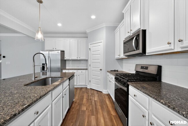 Foto del edificio - 3662 Dover Run Ln