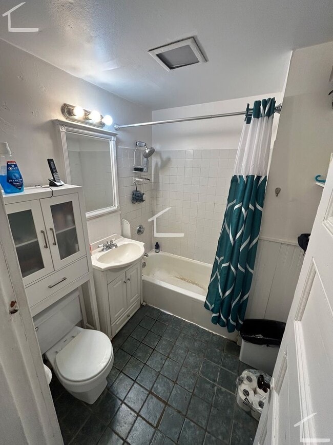 4 bed in Beacon HIll - 4 bed in Beacon HIll House