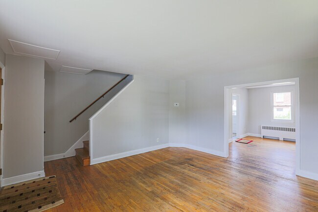 Building Photo - 1714 White Oak Ave