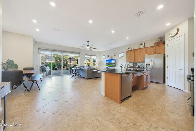 Foto del edificio - 24117 N 165th Dr
