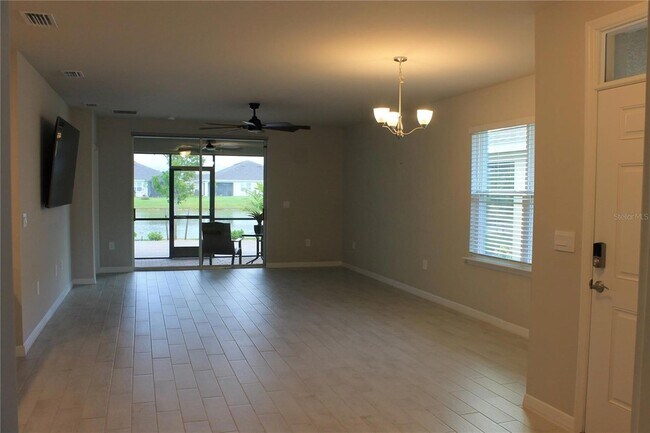 Building Photo - 16091 Bandermill Dr