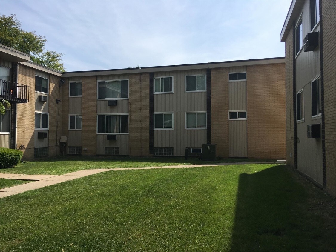 Foto del edificio - 21870 Coolidge Hwy