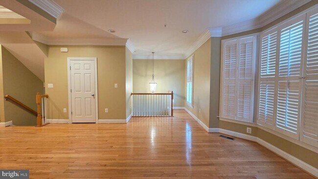 Building Photo - 3547 Goddard Way