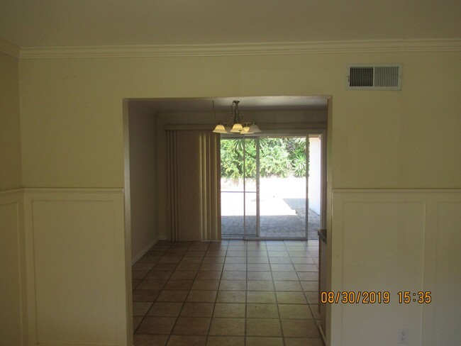 Foto del edificio - AVAILABLE JULY - 3 Bedroom Home in Beautif...