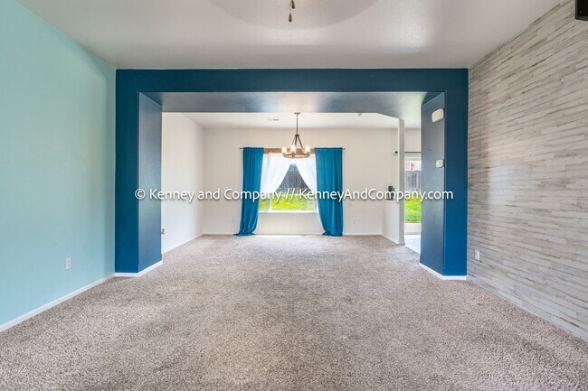 Foto del edificio - 9264 Sand Myrtle Dr