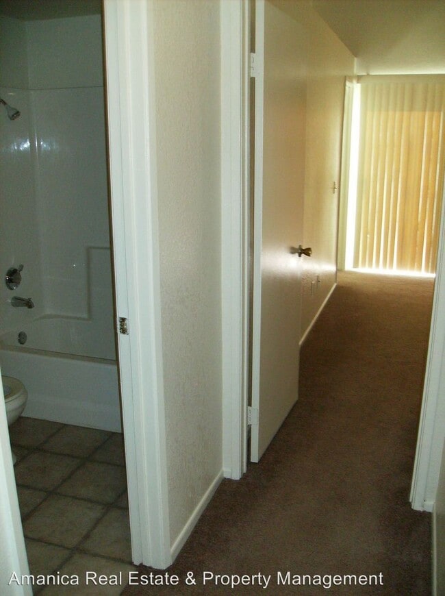 Building Photo - 3 br, 2 bath House - 1457 Apple Creek Dr.
