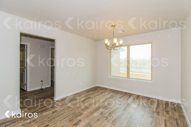 Building Photo - 2708 Daytona Ave.