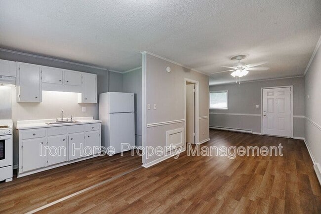 Building Photo - 550 Macon Hwy