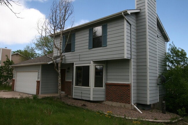 Wonderful 3 bedroom home close to Palmer P... - Wonderful 3 bedroom home close to Palmer P...