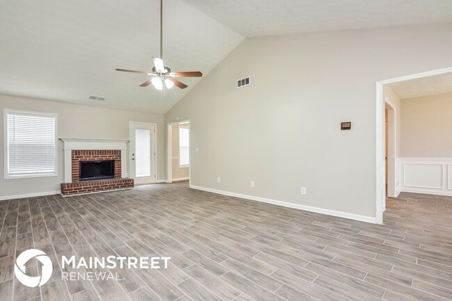 Building Photo - 40 Dearing Woods Ln