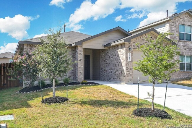 Building Photo - Assumable VA Loan + Modern Upgrades — Your Dream 3BR Home Awaits!