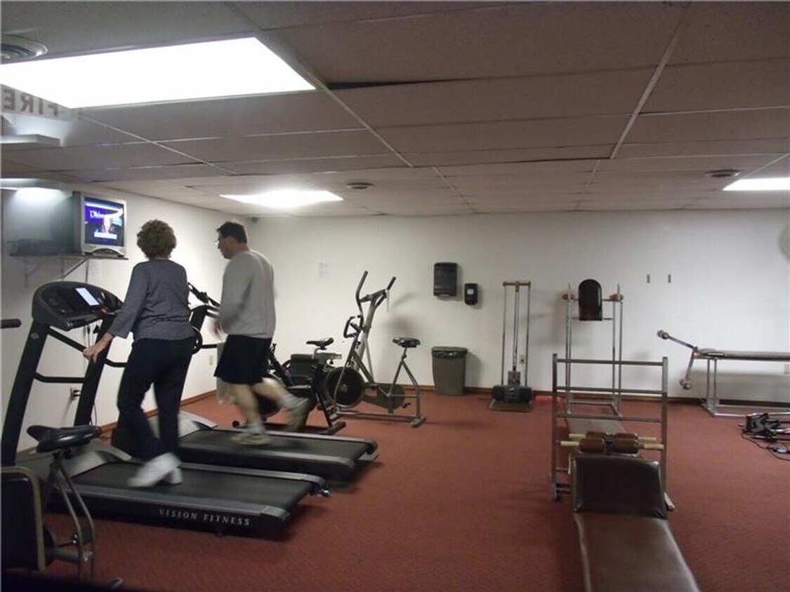 2120 Greentree Rd Unit 704E, Pittsburgh, PA 15220 Condo for Rent in Pittsburgh, PA