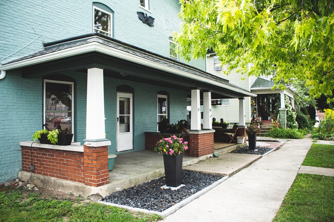 303 W. Crawford front entrance and porch - 303 W Crawford St