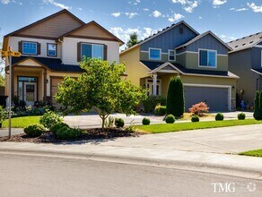 Building Photo - 4503 NE 91st Way