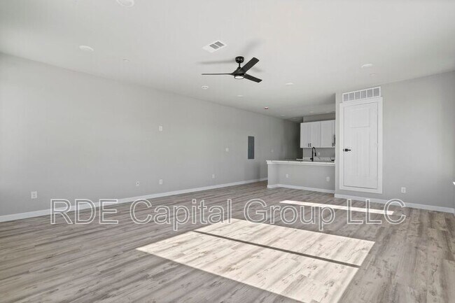 Foto del edificio - 948 S Corinth St Rd