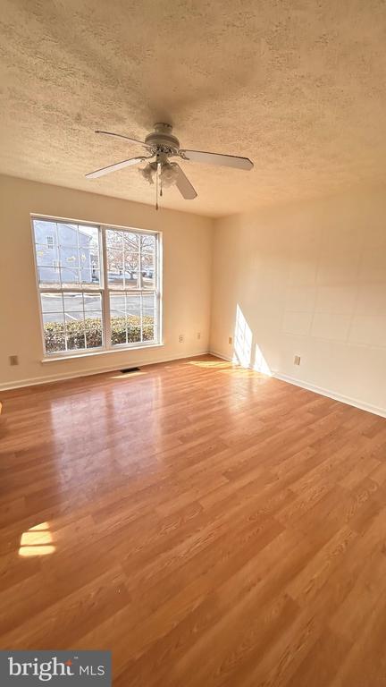 Foto del edificio - 209 Copperfield Ln