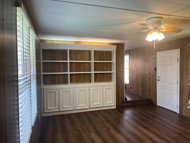 Foto del edificio - 13122 S Lee Shore Dr