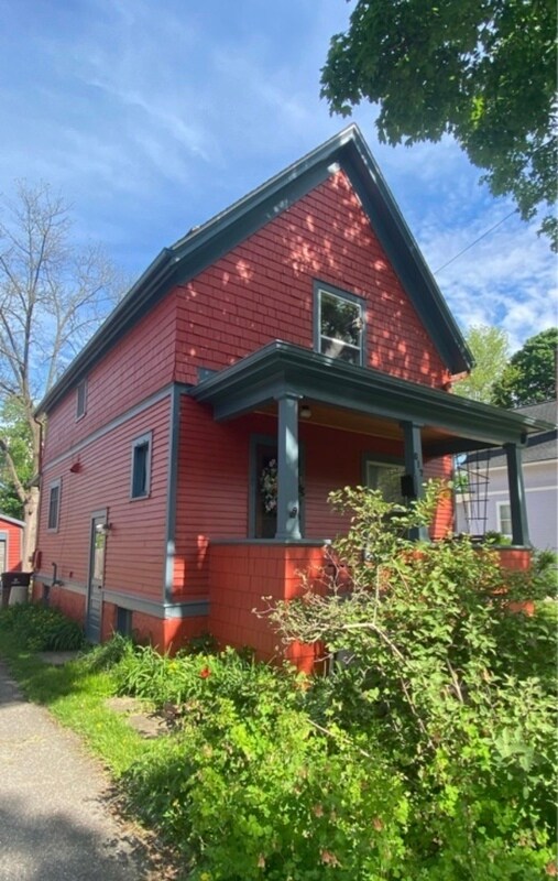 Building Photo - 617 S 1st St
