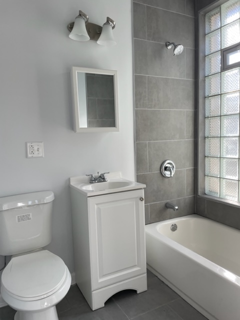 Bathroom - 1527 W 18th St