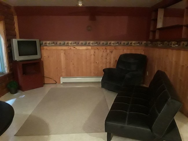 Building Photo - 1150 10 Mile Square Rd