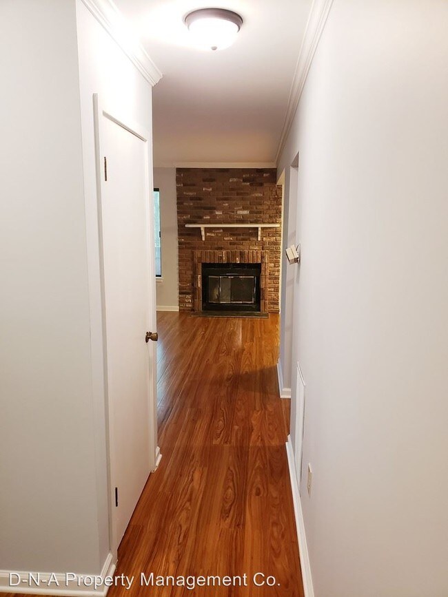 Building Photo - 2 br, 2.5 bath House - 216 Falls Circle