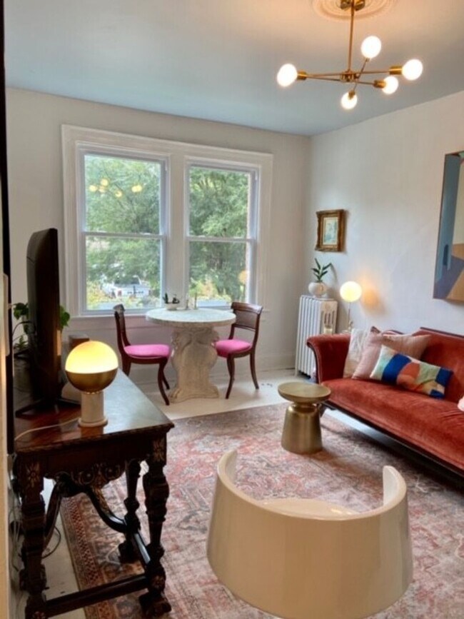 Foto del edificio - 1235 Randolph St NW