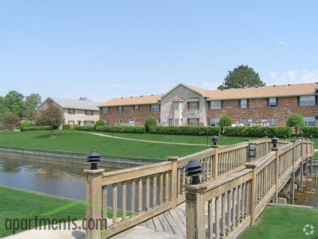 Holly Point Apartments Holly Point Apartments