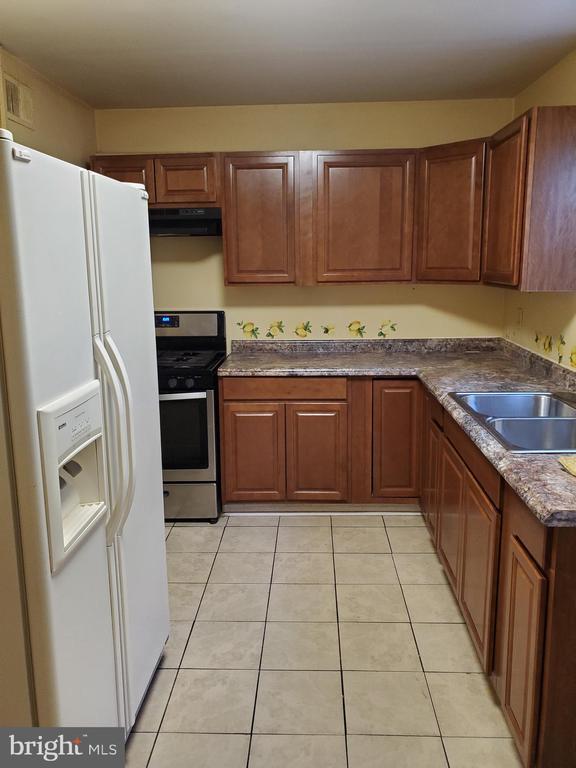 Foto principal - 40 Rose Ln