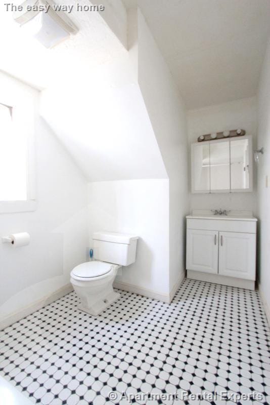 Photo - 569 Main St Apartment