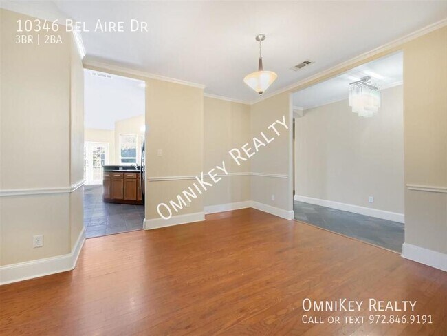 Building Photo - 10346 Bel Aire Dr