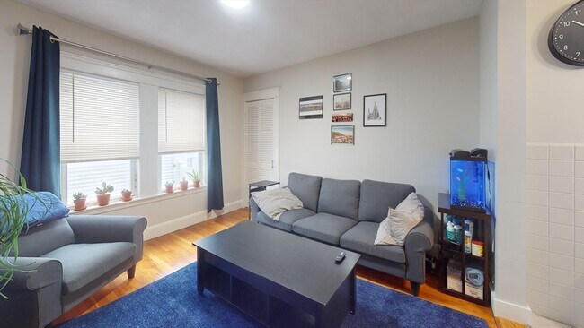 Foto del edificio - 37 Willis Ave