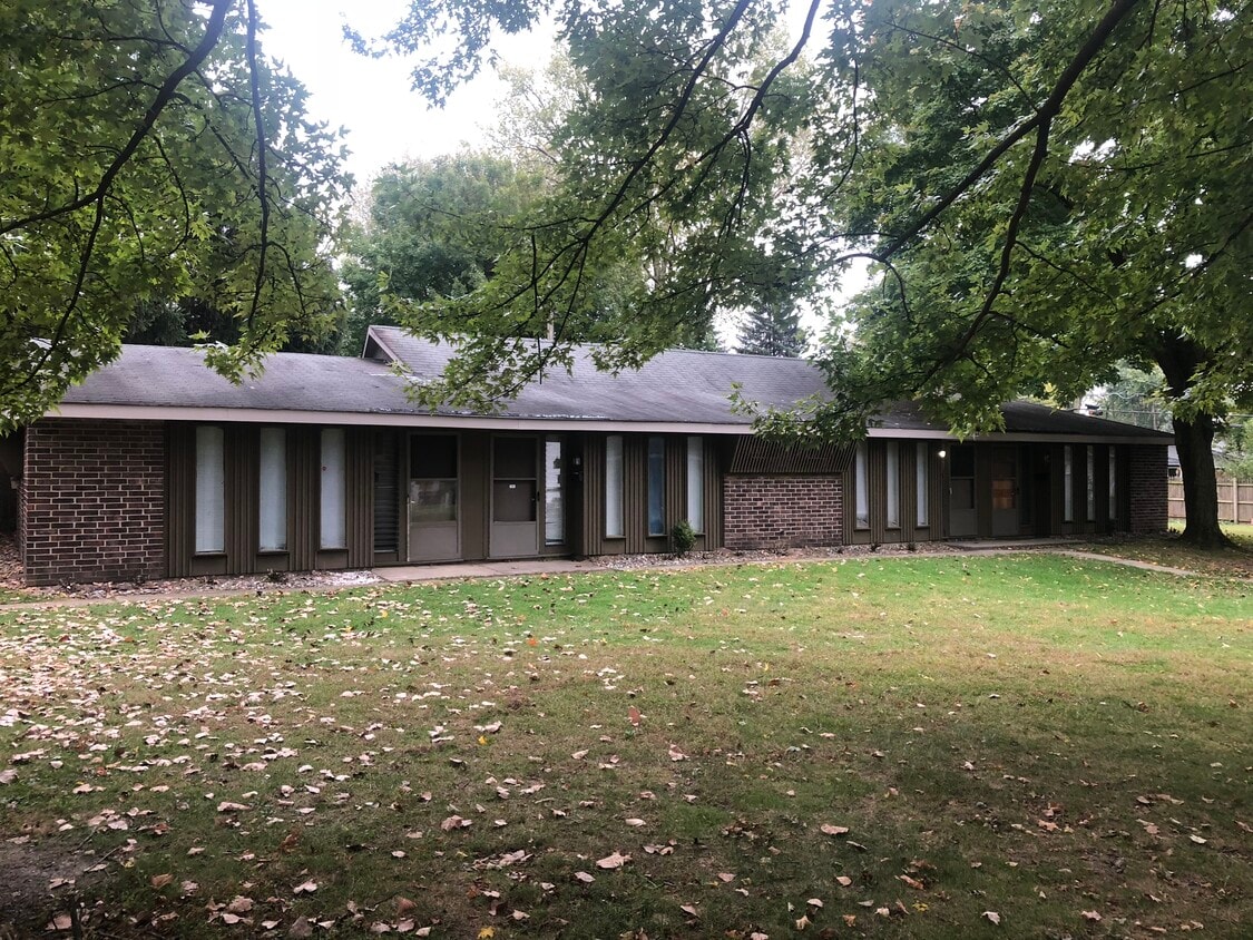 Clean affordable apartment. All ranch - 5014 old maysville road