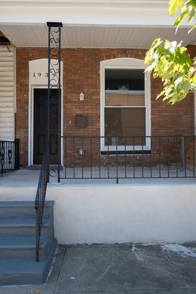Foto del edificio - 1939 Clifton Ave