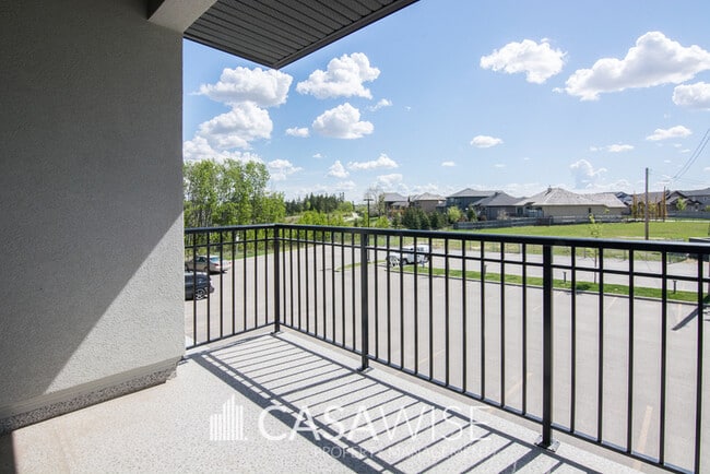 Photo du bâtiment - 1144-1144 Adamson Dr SW