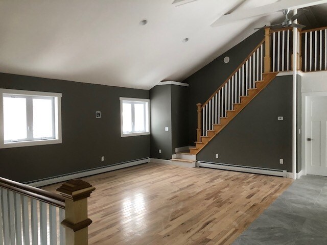 Building Photo - 1638 US-2