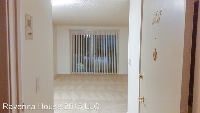 Foto del edificio - 9428 Ravenna Ave NE