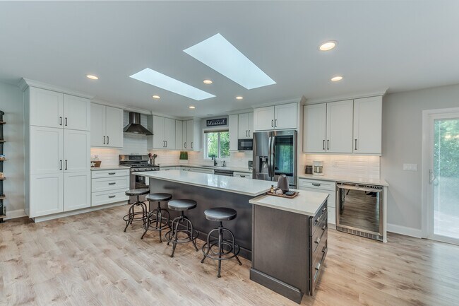 Building Photo - 103 Jonquil Ct