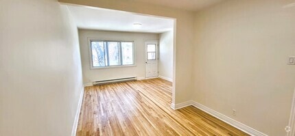 Building Photo - 5350 Av 16E