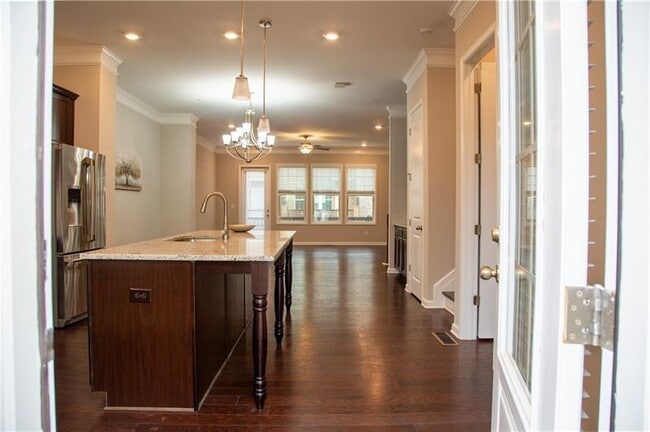 Building Photo - 753 Topsail Ln