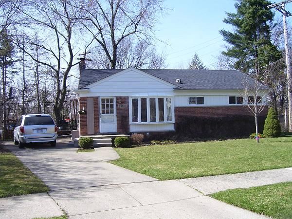 Primary Photo - 23501 Loomis Ct