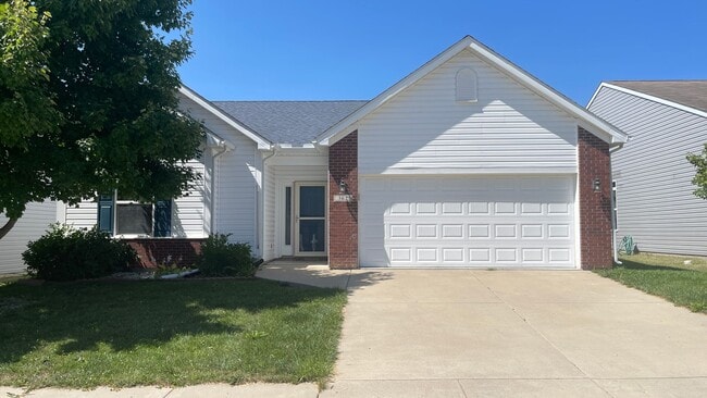 LEXINGTON FARMS...3 Bedroom 2 Bath - LEXINGTON FARMS...3 Bedroom 2 Bath House