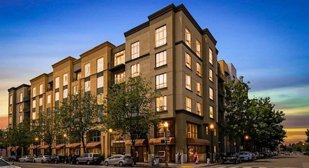 Foto principal - 569 9th St