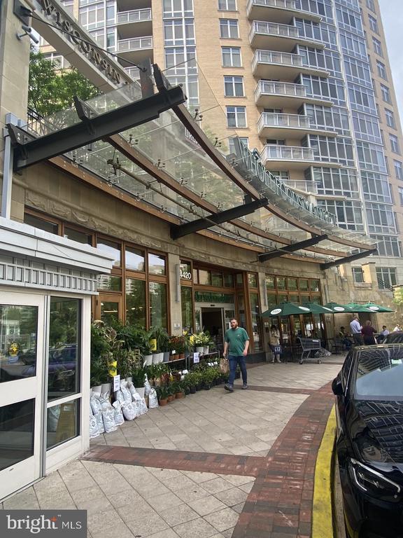 Foto del edificio - 4601 N Park Ave