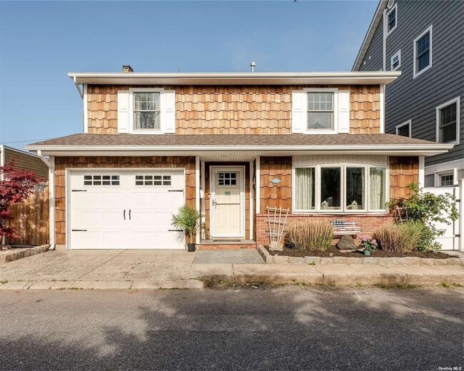 Building Photo - 58 Forester St