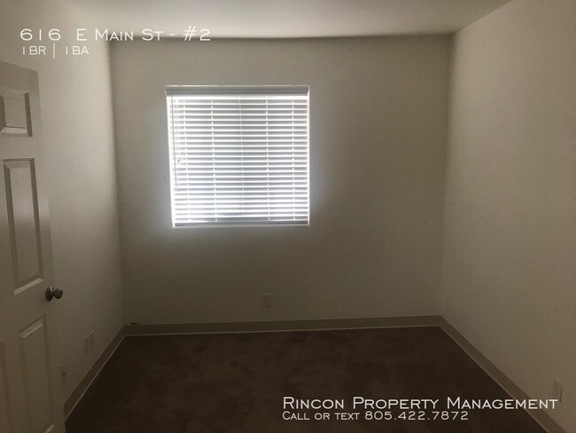 Building Photo - *Santa Paula Apartment* 1 Bedroom/1 Bath